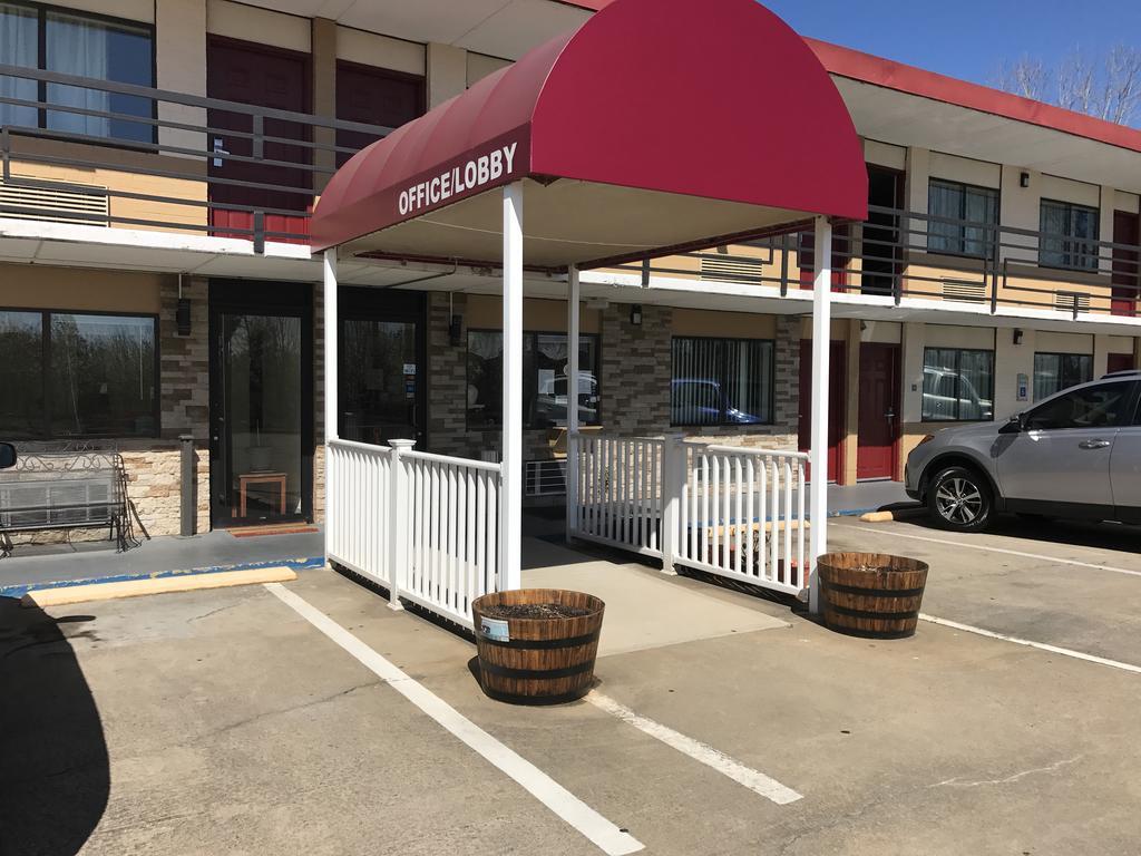 Royal Regency Inn Rock Hill Exterior photo