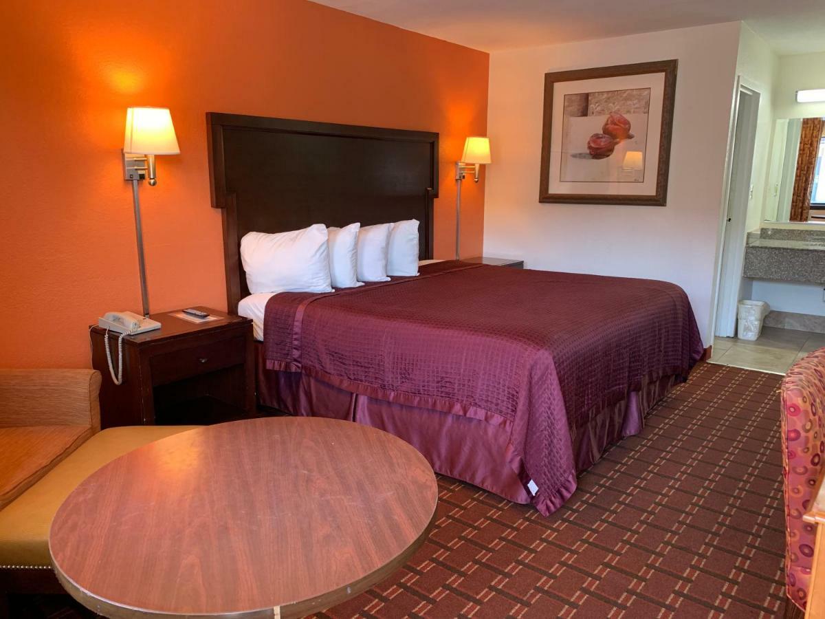 Royal Regency Inn Rock Hill Exterior photo